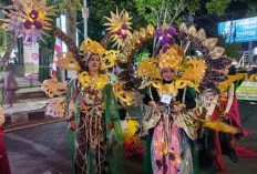 Kajen Night Carnaval 2024, SMP Negeri 1 Siwalan Tampilkan Maskot Pohon Buah Siwalan