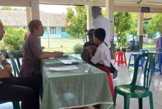 Buka PPDB Offline, SMPN 9 Pekalongan Door to Door Kunjungi Rumah Calon Siswa Baru