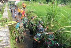 Cegah Banjir Sekaligus Edukasi Masyarakat Soal Sampah, TNI Polri Bersihkan Sungai