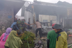 Rumah Guru Terbakar