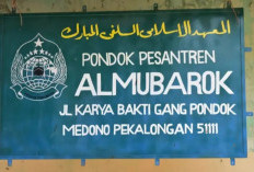 Sejarah Berdirinya Pondok Pesantren Al-Mubarok Pekalongan dan Sosok Pendirinya