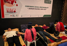 Aksi Donor Darah 'Donate Blood, Save Life' Parkside Mandarin Hotel Pekalongan Gandeng PMI