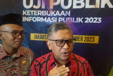 Hasto Sebut Ganjar Punya Gaya Blusukan Plus