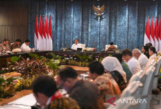 Jokowi Pimpin Sidang Paripurna Perdana di Istana Garuda IKN