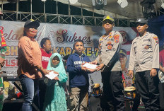 Polisi Santuni Anak Yatim 